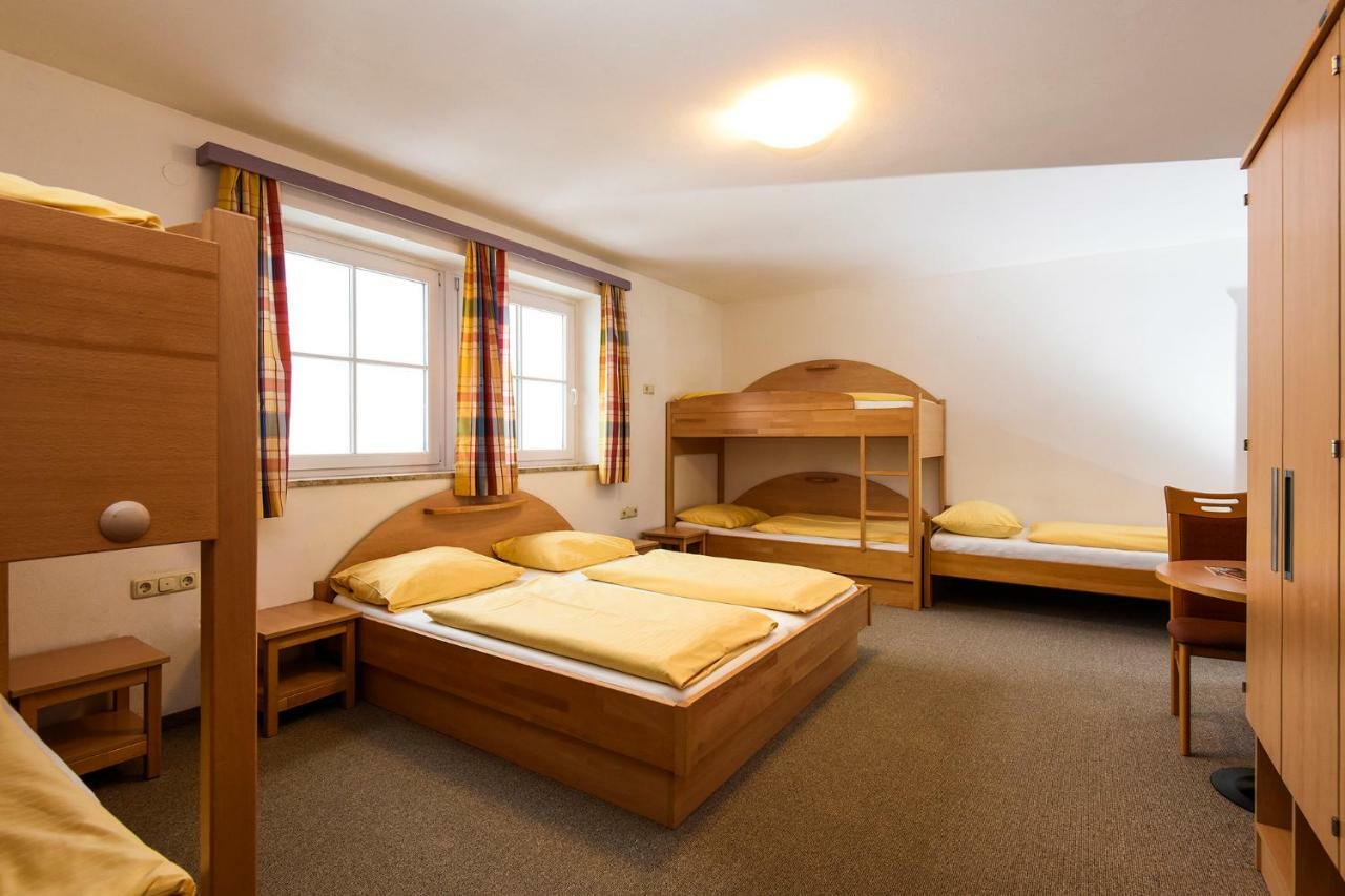 Herberg Jugendhotel Gruber *